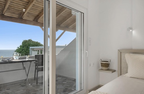 Panormos Apartment | Apartment 'Double Studio No 6' with Balcony