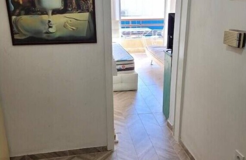 Loutraki Apartment | Apartment 'Elite 7' with Balcony, Wi-Fi and Air Conditioning