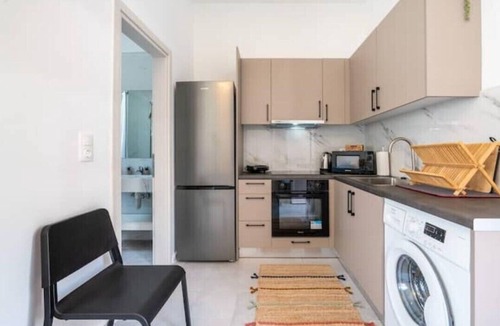 Rhodes Town Apartment | Apartment 'Evan Suites No 2' with Wi-Fi and Air Conditioning