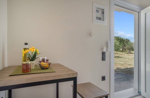 Sarlata Apartment | Apartment 'Panagis 1' with Mountain View, Wi-Fi and Air Conditioning