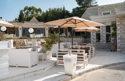 Agios Spyridon Corfu Apartment | Apartment Sofia - Beachfront