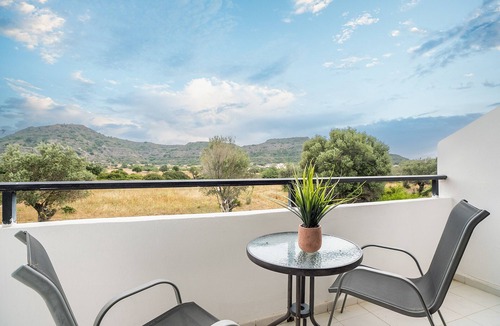 Faliraki Apartment | Apartment 'Sotirakis Standard Room 8' with Mountain View, Wi-Fi and Air Conditioning