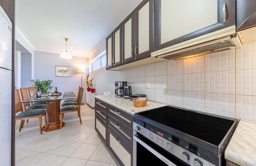 Lefkimmi Apartment | Apartment 'Starry Sky Luxury 4' with Shared Terrace, Wi-Fi and Air Conditioning