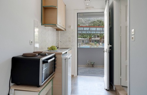 Panormos Apartment | Apartment 'Studio 2' with Mountain View, Wi-Fi and Air Conditioning