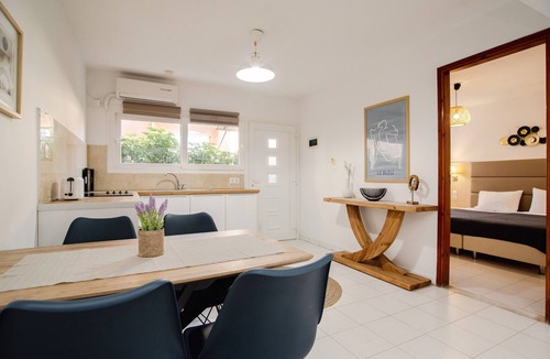 Kavos Apartment | Apartment 'Superior Type B' with Shared Terrace, Wi-Fi and Air Conditioning