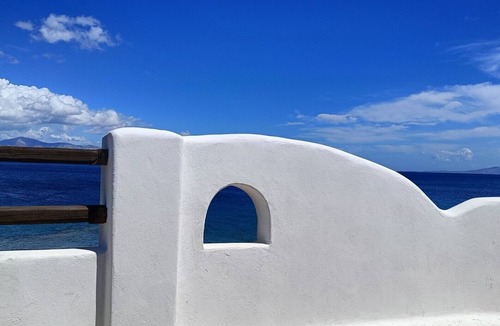 Piso Livadi Apartment | Apartment 'The Cretan Double Room' with Sea View, Wi-Fi and Air Conditioning