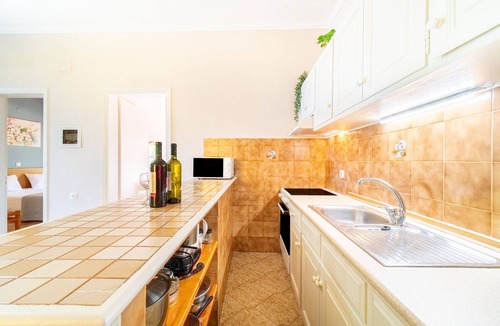 Agios Spyridon Corfu Apartment | Apartment 'Villa Olive Grove and Sea View' with Sea View, Wi-Fi and Air Conditioning