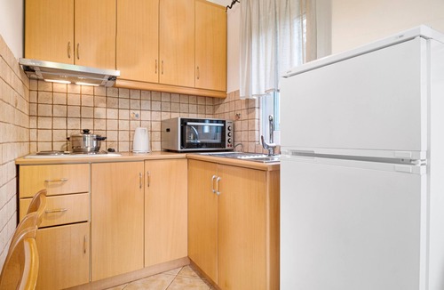 Spanochori Apartment | Apartment 'Villa Rita' with Shared Garden, Wi-Fi and Air Conditioning