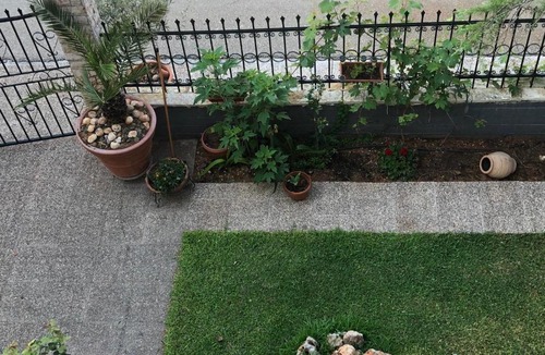 Lokroi Apartment | Apartment with Garden