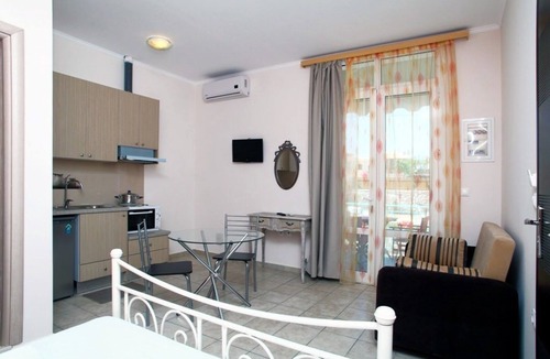 Kalligoni Hotel | Apartments Avra