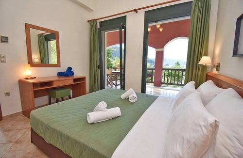 Pelekas Apartment | Apollo Ground Floor Apartment
