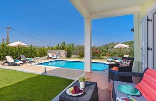 Archangelos Villa | Apollon - Seven Springs Villas