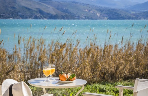 Lixouri House | Apollonides Seafront Villa 2 “Melete”