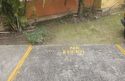 Santo Domingo Apartment | Apt in Santo Domingo, 3 bed, 2 free parks, WIFI/Close to the American embassy.