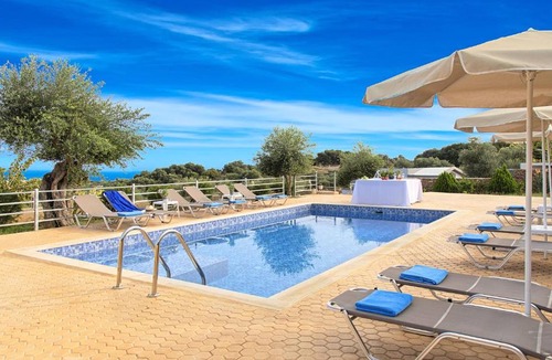 Mathes Villa | Aqua Blue Villas with Heated Pool