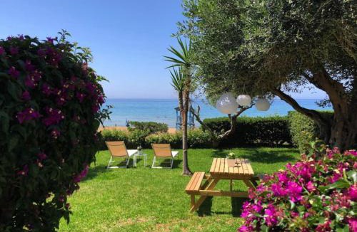Parelia House | Aqua Seafront Glyfada Corfu Beach House With Garden