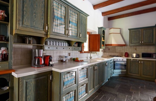 Karterados Villa | Aquaria 7 BDR Luxury Villa-Private Pool & Jacuzzi-Breakfast incl.,Concierge,Maid