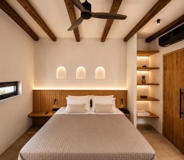 Ios Apartment | ARC suites