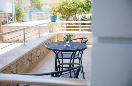 Tsikalaria Apartment | Arivaro Apartment
