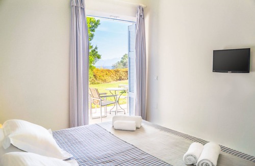 Kokkari Hotel | Armonia Bay Hotel