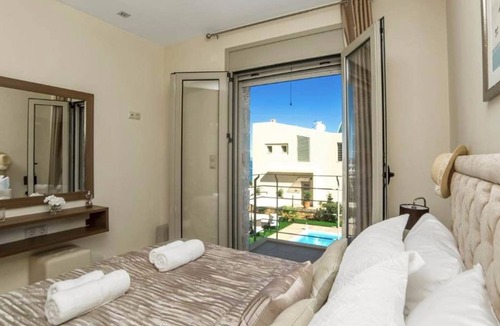 Hersonissos Centre Villa | Aroma Villas
