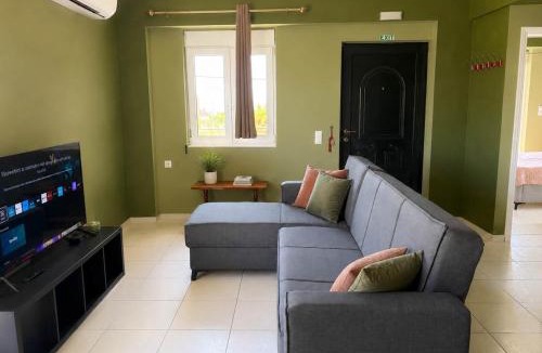 Spata-Artemida Apartment | Artemida Olive Gem - Sunny Balcony Views & Parking