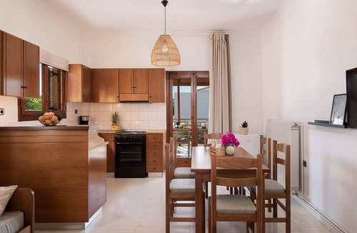 Kato Stalos Hotel | Artemis Apartments