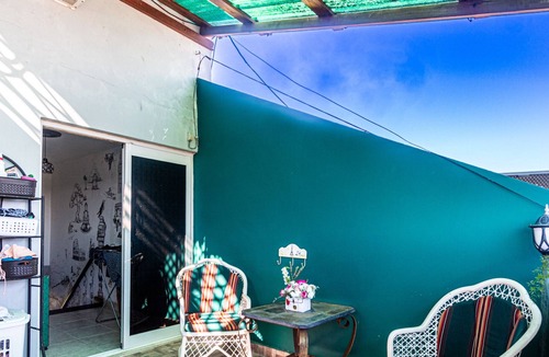 El Batey Apartment | Artist's Loft with private Jacuzzi & Roof Terrace