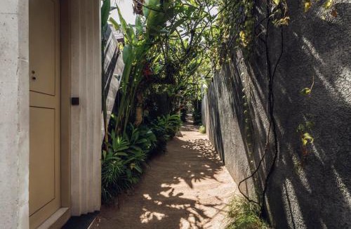 Batu Bolong Resort | Astera Resort & Spa Canggu by Ini Vie Hospitality