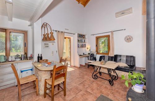 Katochori House | Astrelis Emerald Villa - Cozy House Walking Distance to the Beach