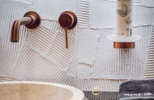 Ano Siros Bed & Breakfast | ATELIER5