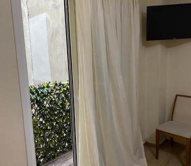 Omonia Apartment | Athens central apartment