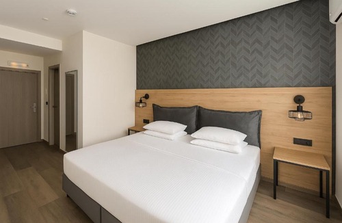 Glyfada Hotel | Athens coast hotel