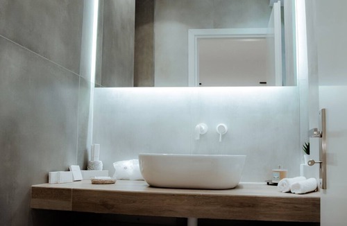 Plaka Hotel | Athens Muses Suites