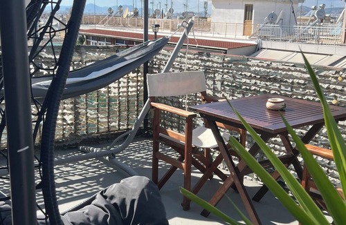 Kallithea Apartment | Athens Studio in the sky.❗️❗️❗️ perfect for couples❤️️