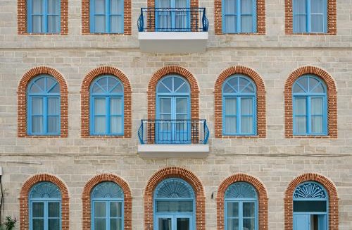 Ermoupoli Apartment | Atrium Suites