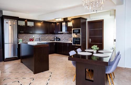 Potos Apartment | Aura House