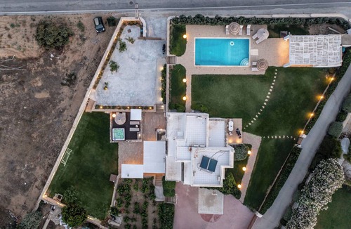 Agios Prokopios Villa | Aurora 8 bedroom Villa with private pool & Jacuzzi - Naxos