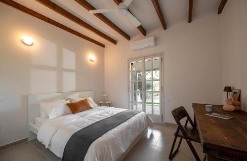 Chalcis House | Authentic Anixi Villa with Pool & Guest Suite