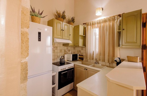 Nikos Kazantzakis Cottage | Authentic cretan village cottage, mountain views, local host, 2 min to wineries