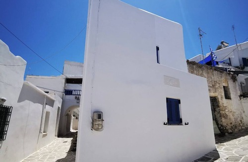 Lefkes Apartment | Authentic White House in Paros Lefkes