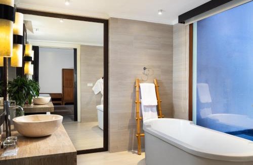 Drupadi Resort | Avani Seminyak Bali Resort