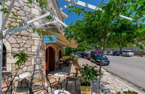 Agios Nikitas Hotel | Averto
