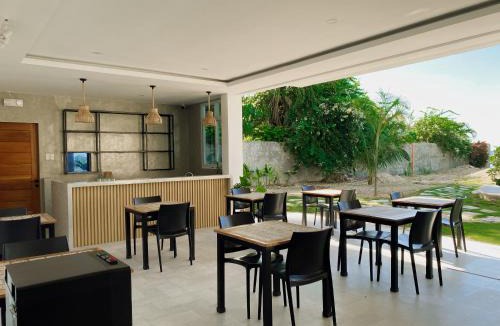 Santander Resort | Avila's Horizon Dive Resort Santander