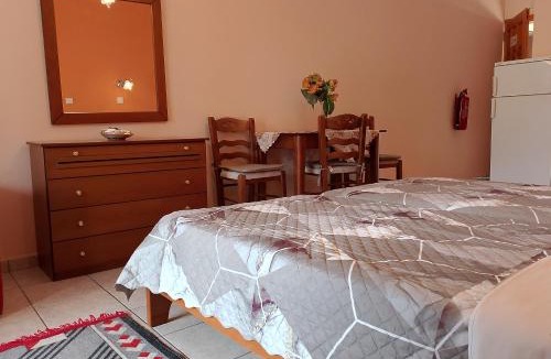 Poulithra Apartment | Avra Apartments