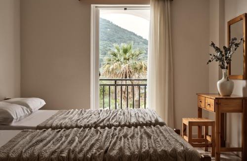 Limni Keri Hotel | Avra Rooms
