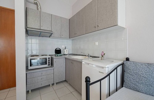 Haniotis Apartment | Avra Studio by RentalsPro - Hanioti