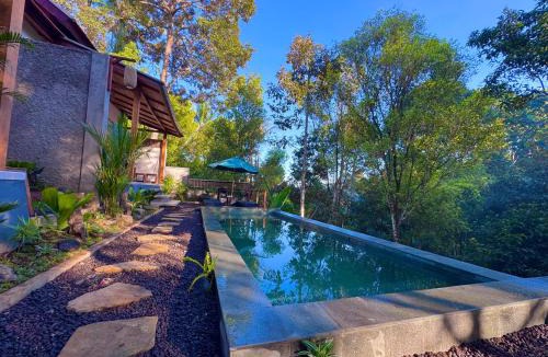 Banjartegehe Bed & Breakfast | AVYANA sanctuary