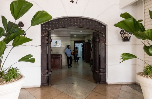 La Arboleda Apartment | AWESOME Location- NACO * City Center* - Studio Apt