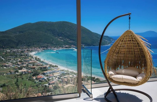 Pondi Villa | Azzurro - Two Bedroom Villa, Sleeps 4